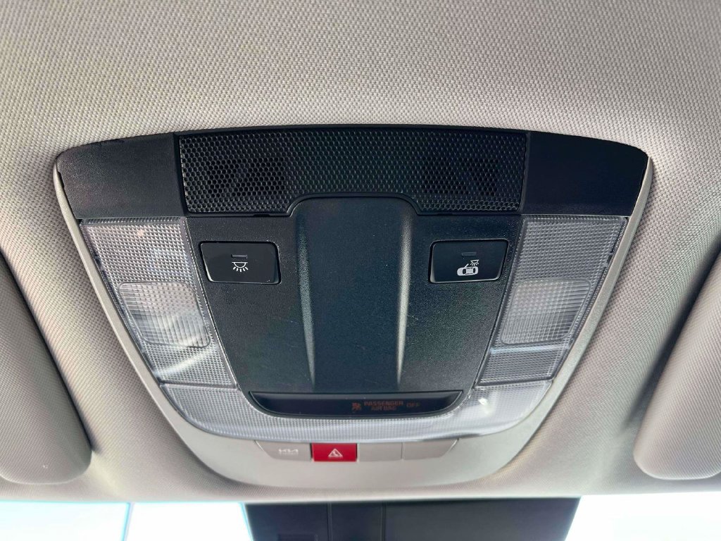 Used 2025 Kia Sportage EX FWD image 24