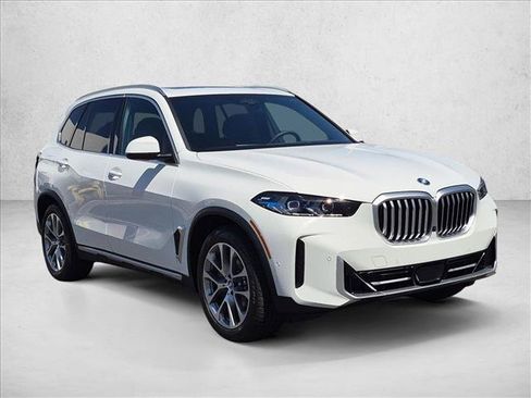 New 2026 BMW X5 xDrive50e AWD/4WD image 7