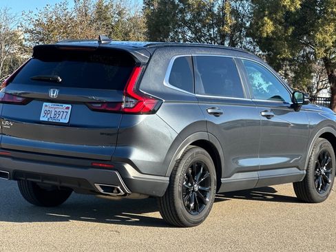 Used 2025 Honda CR-V Sport image 4