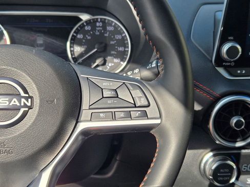 Used 2025 Nissan Sentra SR image 37