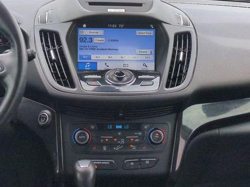 Used 2017 Ford Escape Titanium image 18