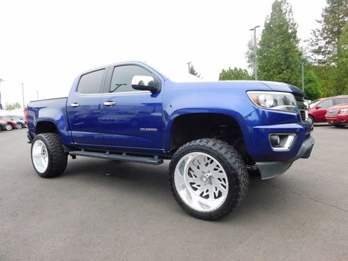 Used 2015 Chevrolet Colorado LT w/ Luxury Package RWD image 1