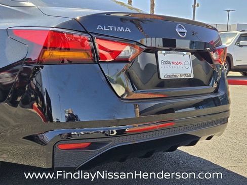 Used 2025 Nissan Altima 2.5 S FWD image 5