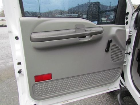 Used 2004 Ford F450 4x4 Crew Cab Super Duty image 11