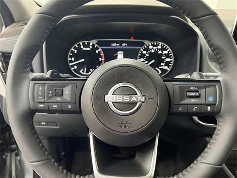 Used 2023 Nissan Rogue SV w/ SV Premium Package image 49