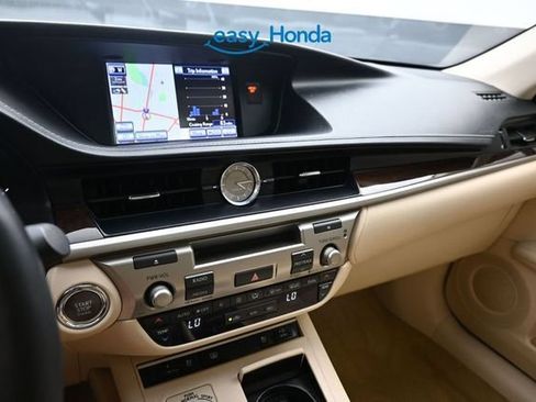 Used 2013 Lexus ES 350 w/ Luxury Pkg FWD image 11