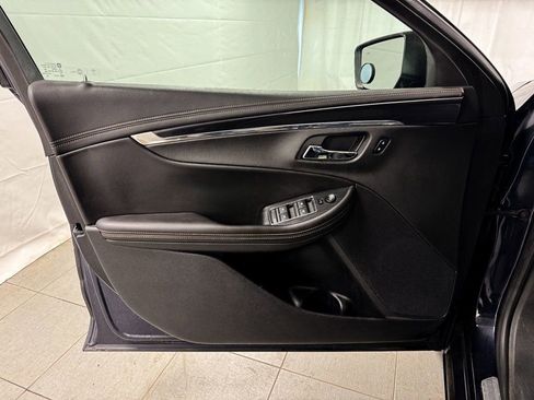 Used 2017 Chevrolet Impala Premier image 12