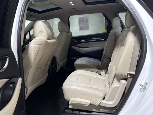 Used 2020 Buick Enclave Premium w/ Sun and Sites Package AWD/4WD image 24