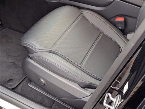 New 2026 Mercedes-Benz GLC 300 image 4