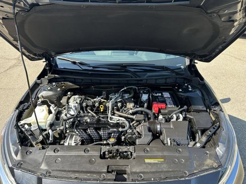 Used 2025 Nissan Altima 2.5 SV FWD image 27