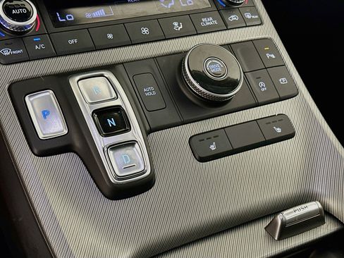 Used 2025 Hyundai Palisade SEL FWD image 25