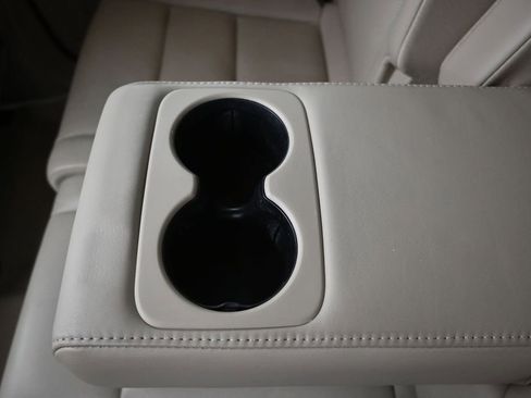 Used 2014 Jeep Grand Cherokee Overland image 17