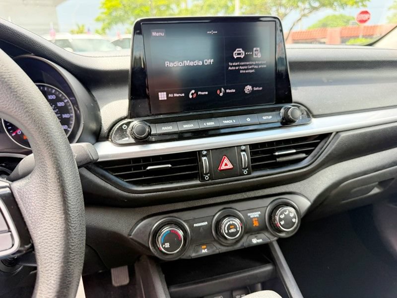 Used 2023 Kia Forte LXS w/ LXS Technology Package FWD image 21