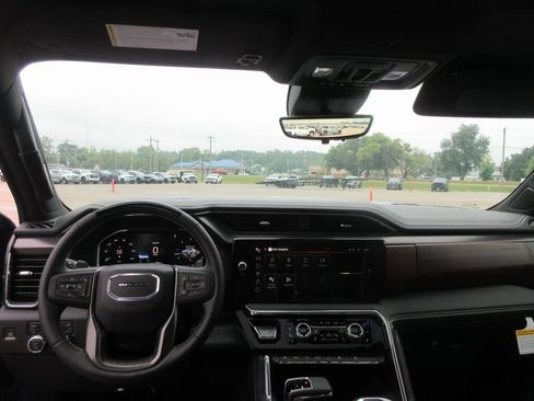 New 2026 GMC Sierra 1500 Denali Ultimate image 18