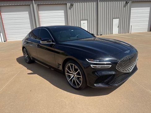 Used 2024 Genesis G70 2.5T RWD image 3