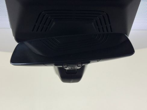 Used 2022 BMW iX xDrive50 w/ Premium Package image 34