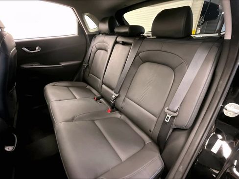 Used 2023 Hyundai Kona Limited FWD image 22