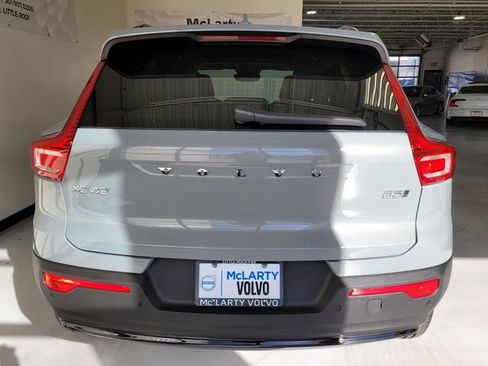 New 2026 Volvo XC40 B5 Plus w/ Protection Package Premier image 5