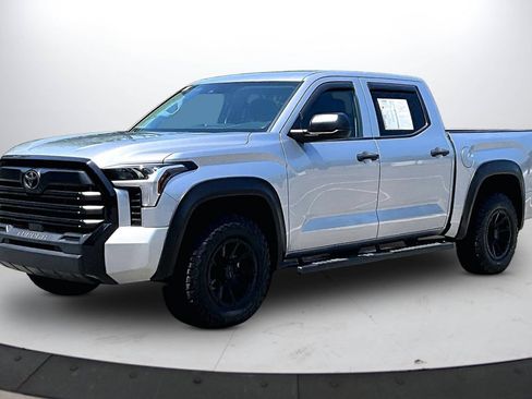 Used 2023 Toyota Tundra SR w/ SR Tow Package AWD/4WD image 4