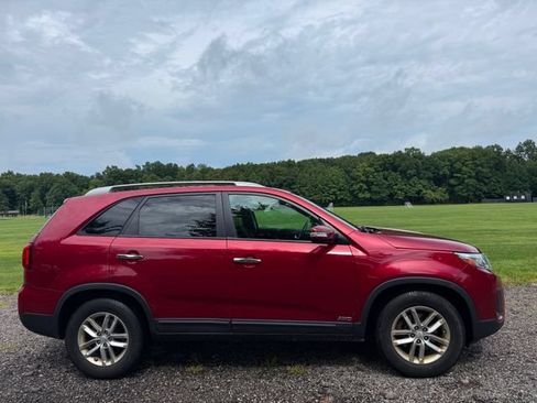 Used 2015 Kia Sorento LX AWD/4WD image 5