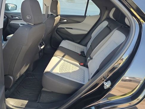 Used 2023 Chevrolet Equinox LT w/ LPO, Floor Liner Package FWD image 11