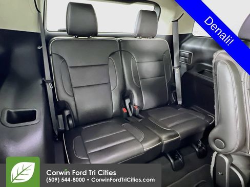 Used 2020 GMC Acadia Denali w/ Trailering Package AWD/4WD image 17