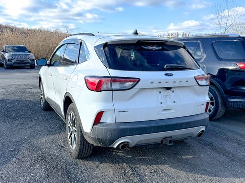 Used 2020 Ford Escape SEL image 5