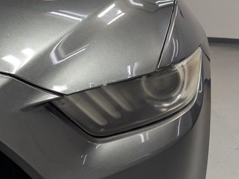 Used 2017 Ford Mustang GT image 28