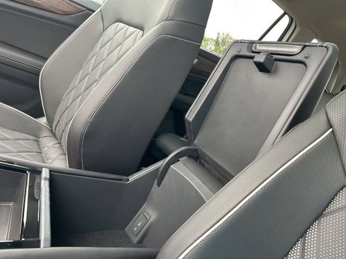 New 2026 Volkswagen Atlas SEL Premium R-Line image 35