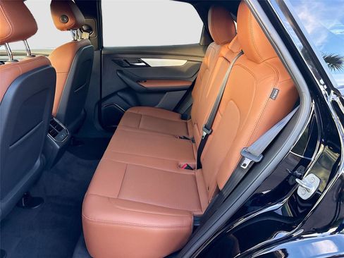 New 2025 VinFast VF 8 Plus image 24