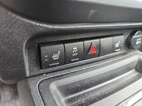 Used 2014 Jeep Patriot Latitude FWD image 23