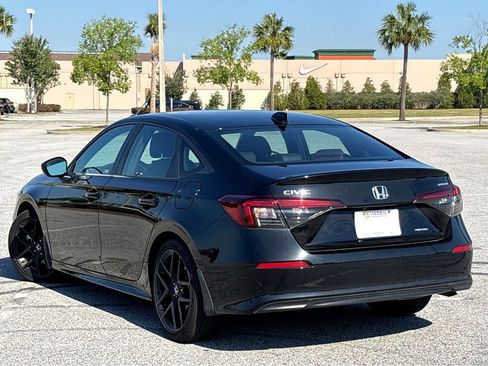 Used 2025 Honda Civic Sport image 25