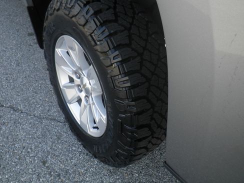 Used 2023 Chevrolet Silverado 1500 LT w/ Protection Package image 12