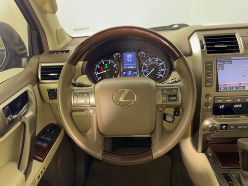 Used 2019 Lexus GX 460 Premium AWD/4WD image 10