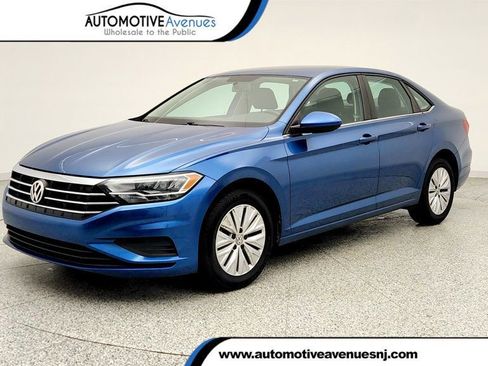Used 2019 Volkswagen Jetta S w/ Driver Assistance Package image 1