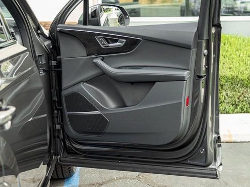 New 2026 Audi Q7 3.0T Premium Plus AWD/4WD image 24