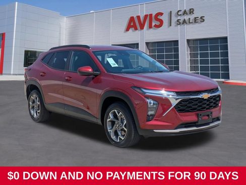 Used 2025 Chevrolet Trax LT w/ LT Convenience Package FWD image 9