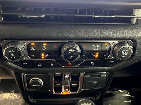 New 2025 Jeep Wrangler Sport S image 20