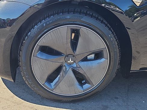 Used 2020 Tesla Model 3 Standard Range Plus RWD image 31