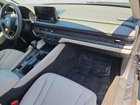 Used 2024 Honda Accord EX image 21