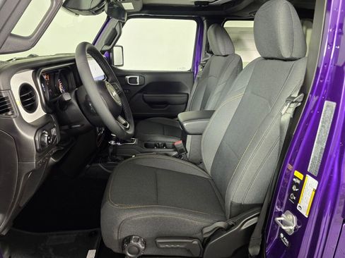 New 2026 Jeep Gladiator Sport image 19