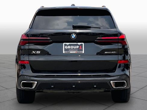 Used 2024 BMW X5 sDrive40i w/ M Sport Package RWD image 5
