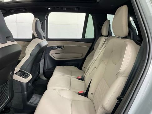 New 2026 Volvo XC90 T8 Plus w/ Protection Package Premier AWD/4WD image 36