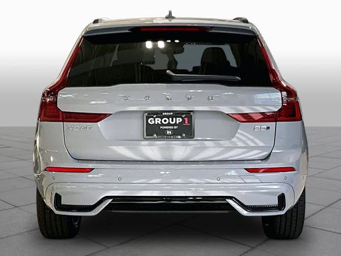 New 2026 Volvo XC60 B5 Plus w/ Protection Package Premier AWD/4WD image 4
