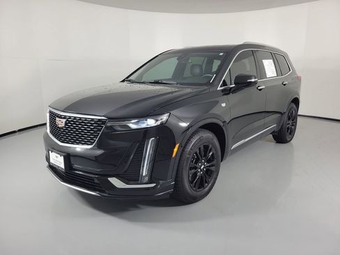 Certified 2024 Cadillac XT6 Luxury w/ LPO, Floor Liner Package image 2