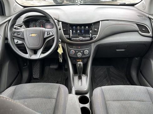 Used 2019 Chevrolet Trax LS w/ Tint and Cruise Package FWD image 13