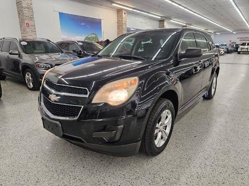 Used 2013 Chevrolet Equinox LS AWD/4WD image 2
