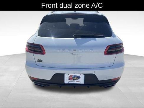 Used 2018 Porsche Macan Sport Edition image 5