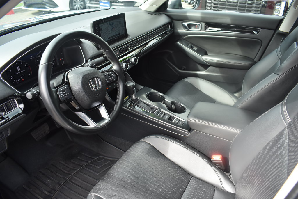 Used 2022 Honda Civic Touring image 14
