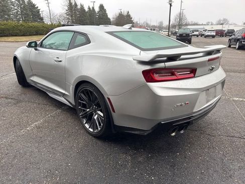 Used 2018 Chevrolet Camaro ZL1 image 4